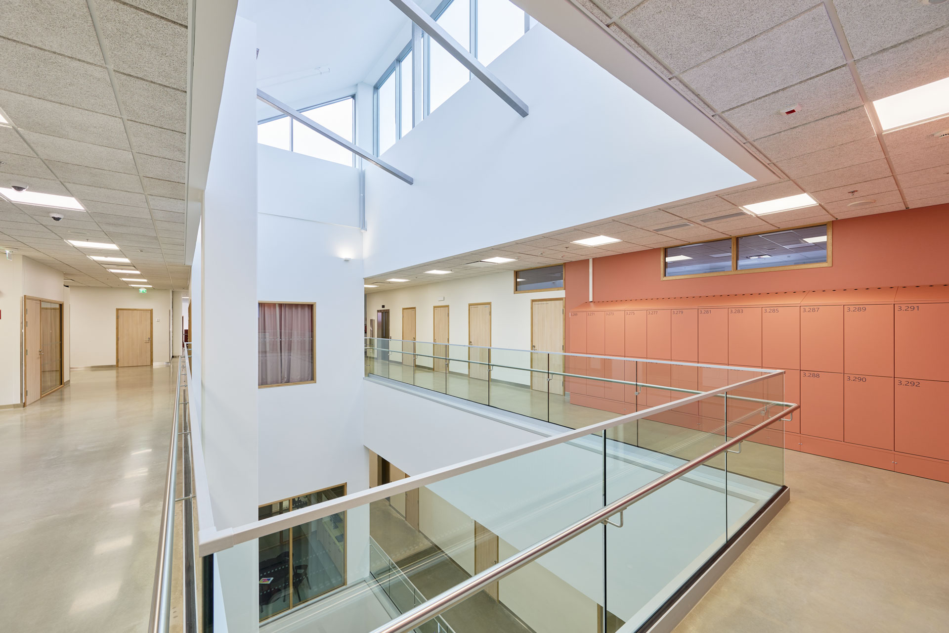 Varia Vehkala FI Start Panel 07